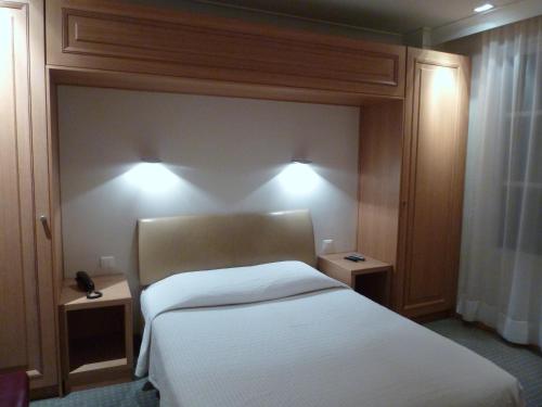 Habitación Doble Confort del hotel Du Vieux Marais. Foto 4