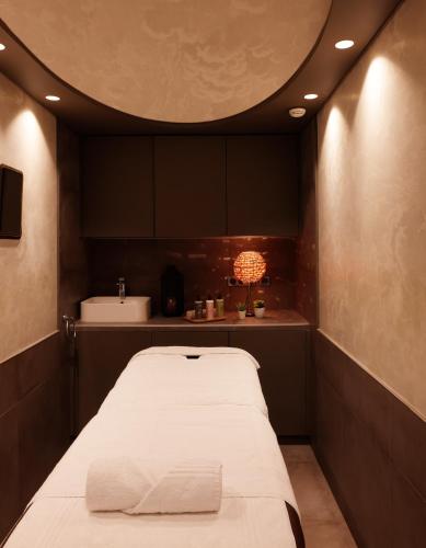 Habitación Doble Superior con acceso al spa y masajes del hotel Eden. Foto 10