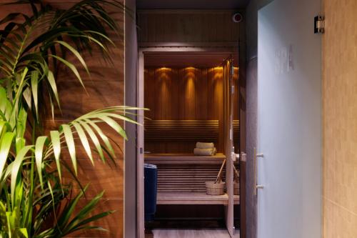 Habitación Doble Superior con acceso al spa del hotel Eden. Foto 5