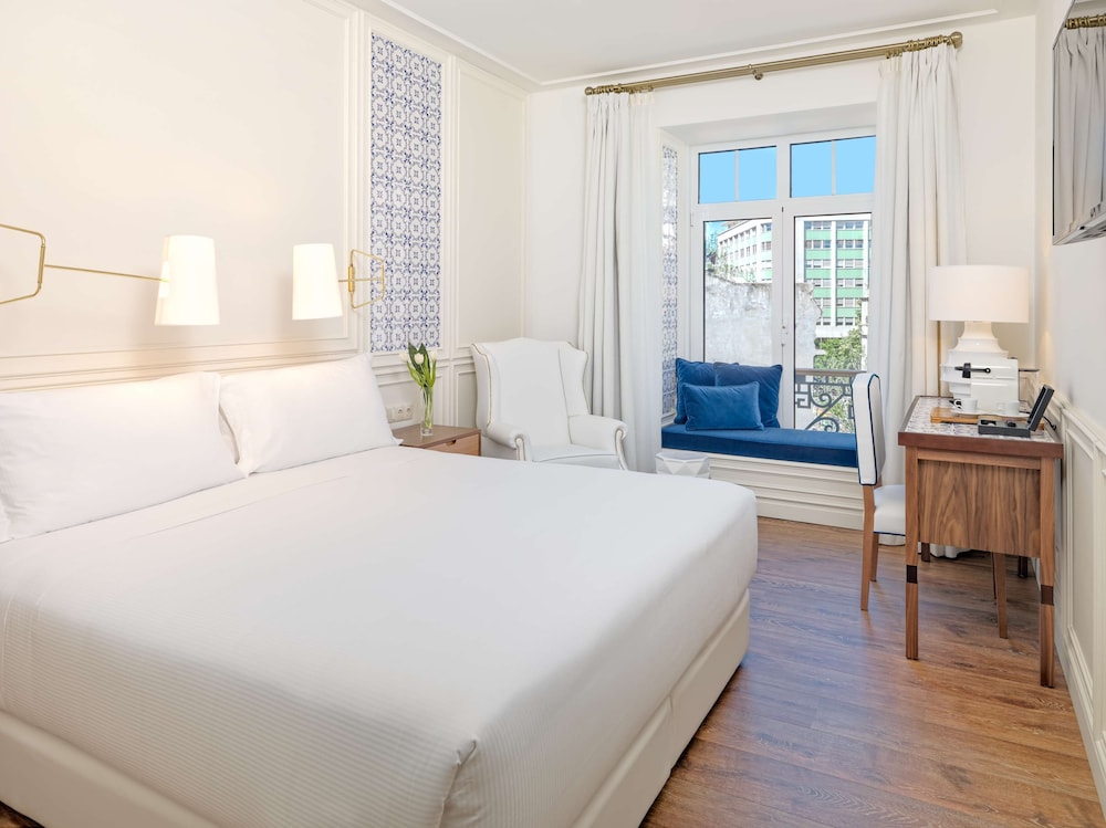 Habitación Vista Ciudad del hotel H10 Duque De Loulé. Foto 4