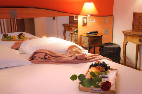 Habitación Doble Superior del hotel Eden Montmartre. Foto 6