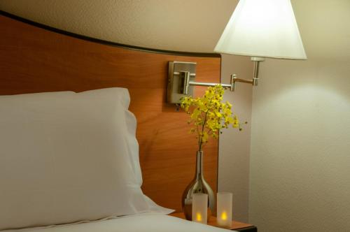 Habitación Doble Económica del hotel Eden Montmartre. Foto 5