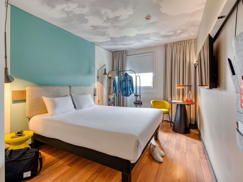 Habitación estándar doble, 1 cama de matrimonio del hotel ibis Berlin Kurfürstendamm. Foto 8
