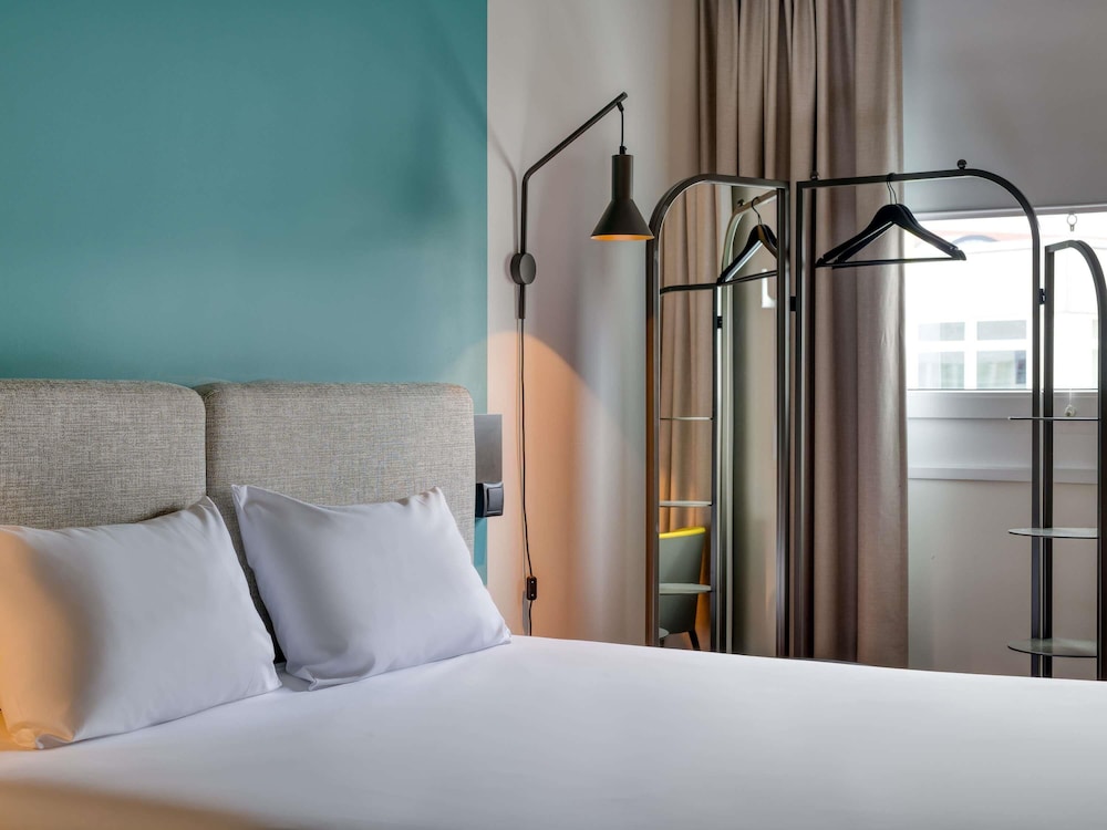 Habitación estándar doble, 1 cama de matrimonio del hotel ibis Berlin Kurfürstendamm. Foto 10