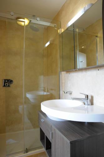Habitación Doble del hotel Kings Cross Inn. Foto 3
