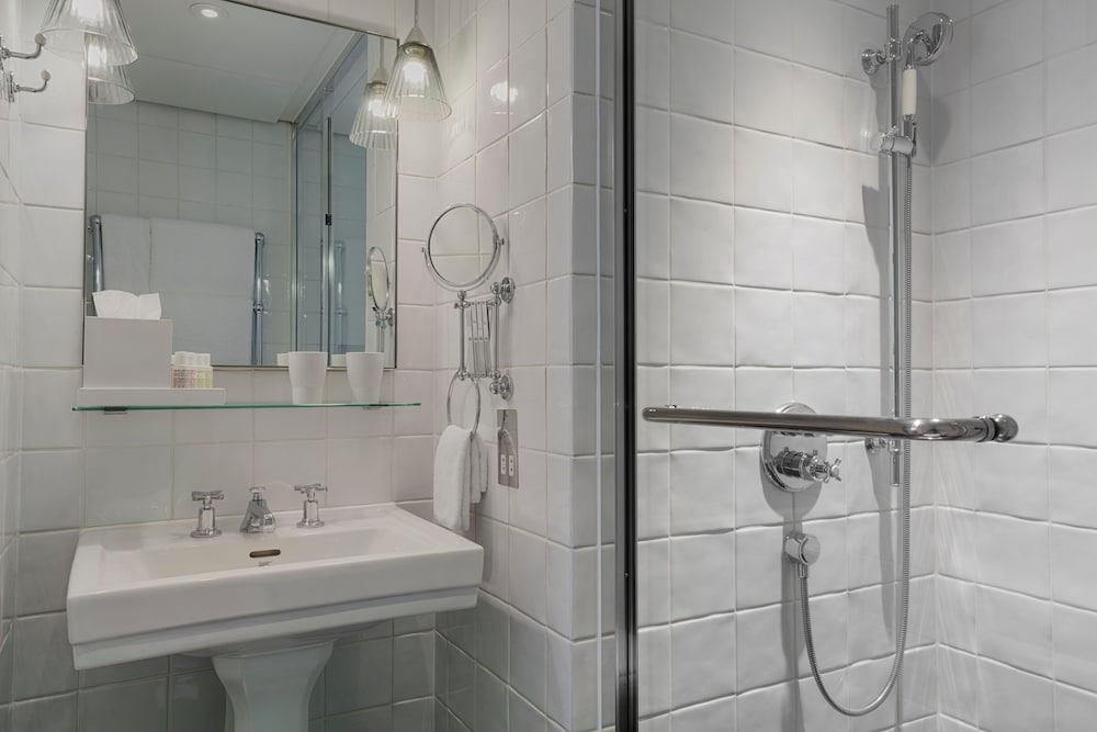 Heritage, Larger Guest Room, Queen del hotel Great Northern , A Tribute Portfolio , London. Foto 5