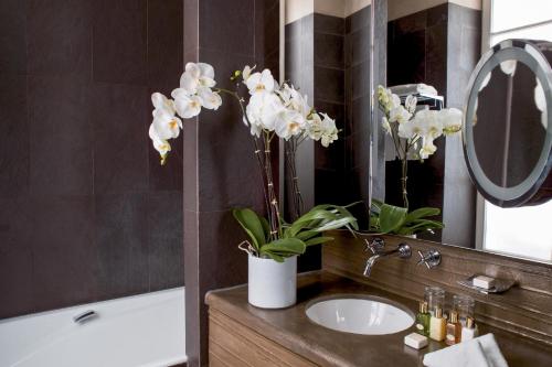 Prestige Double Room with Terrace Club del hotel Esprit Saint-germain. Foto 1