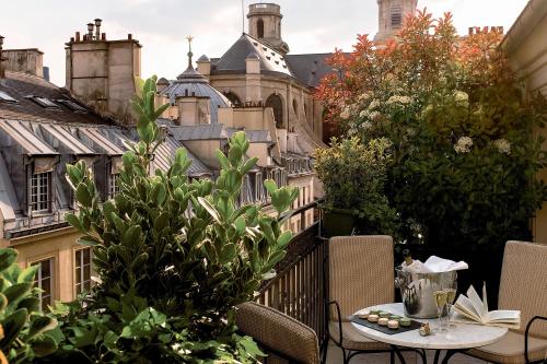 Suite with Terrace Club del hotel Esprit Saint-germain. Foto 1