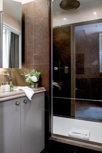 Suite Club del hotel Esprit Saint-germain. Foto 2