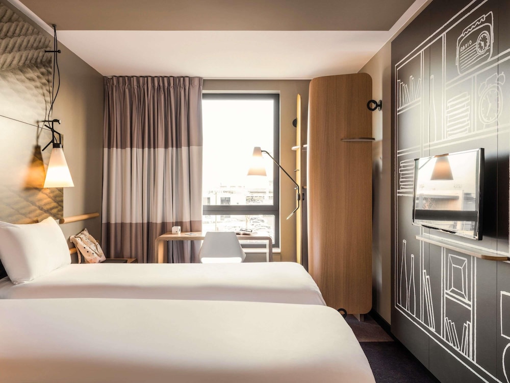 Habitación Confort, 2 camas individuales del hotel Ibis Paris Coeur D'orly Airport
