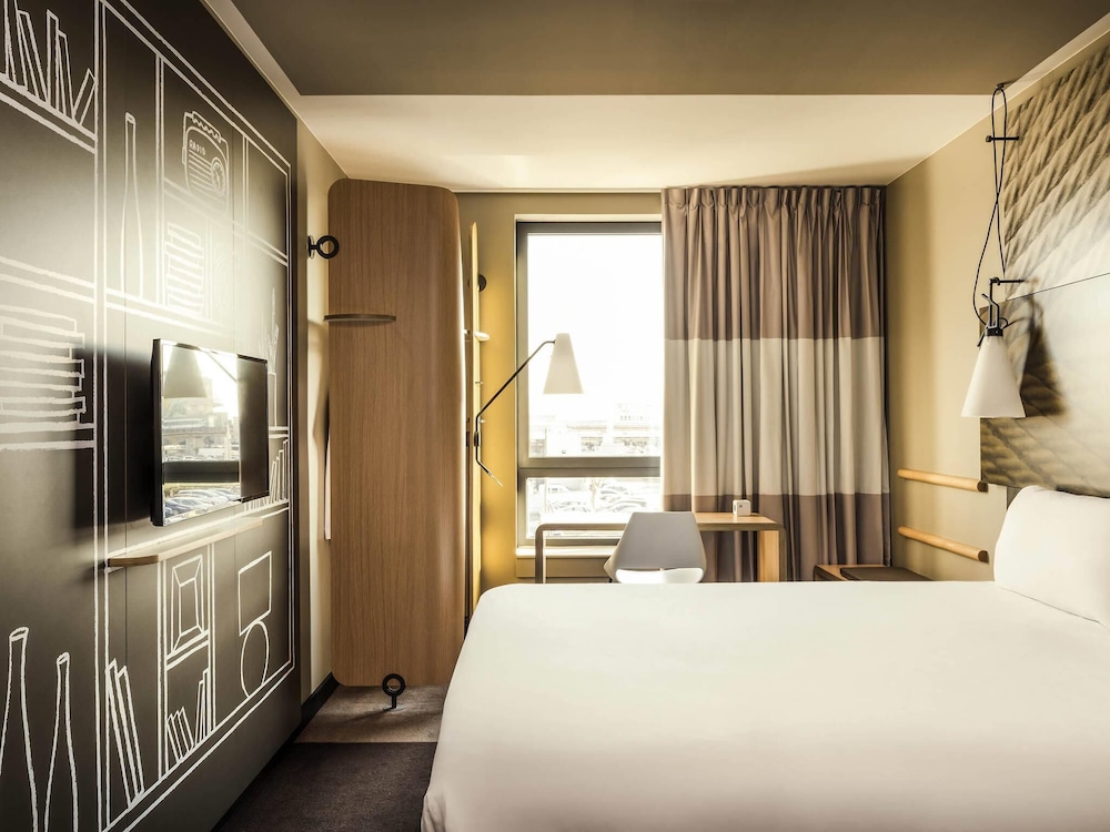Habitación Confort, 1 cama doble del hotel Ibis Paris Coeur D'orly Airport. Foto 3