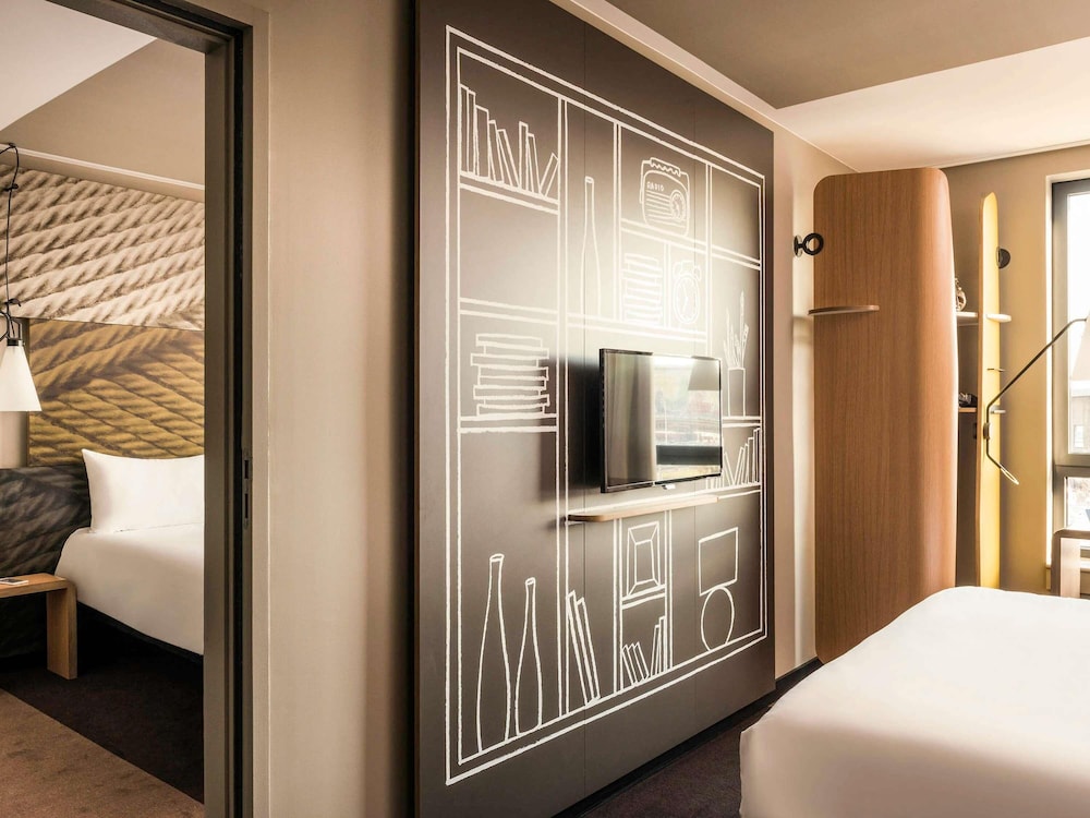 Habitación Confort, 1 cama doble del hotel Ibis Paris Coeur D'orly Airport. Foto 4