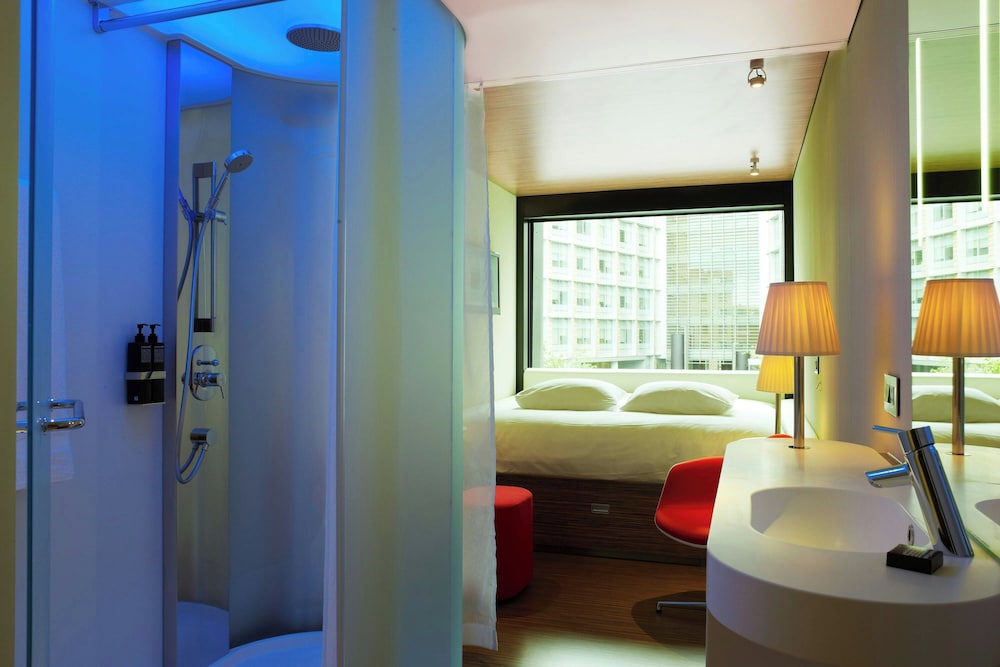 Habitación, 1 cama de matrimonio grande (High Floor) del hotel Citizenm London Bankside. Foto 9