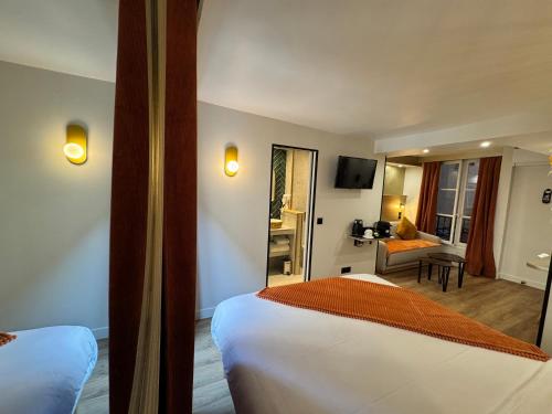 Room Gold Premium del hotel Nation Montmartre. Foto 6