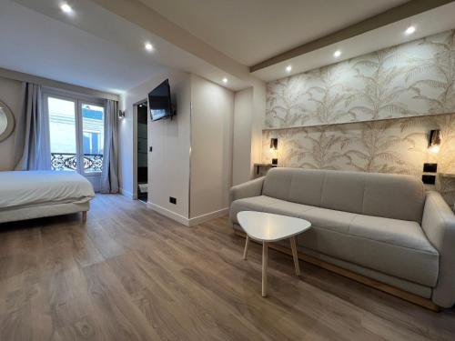 Habitación Prestige del hotel Nation Montmartre. Foto 10