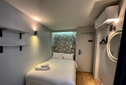 Habitación Individual Estándar del hotel Nation Montmartre. Foto 1