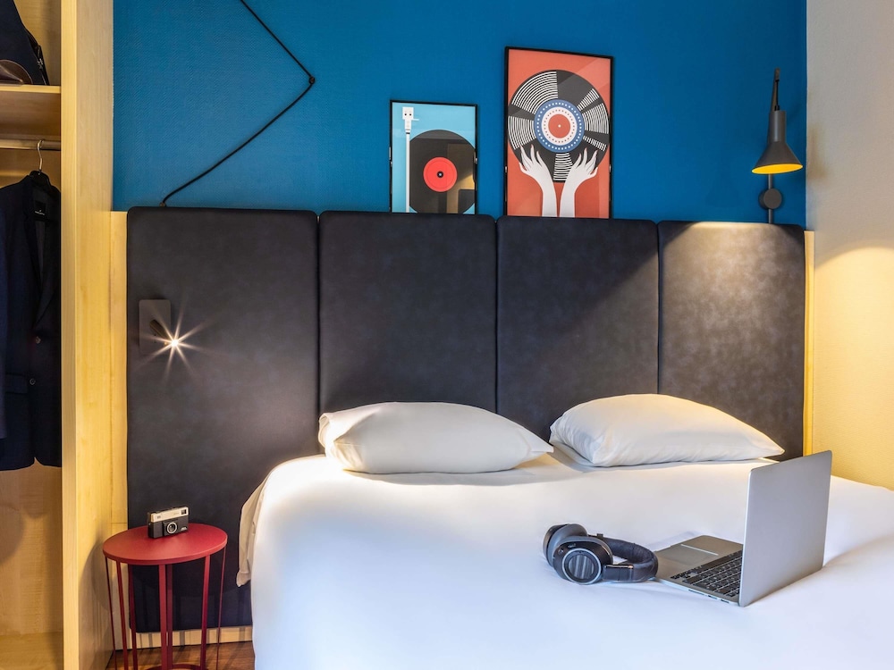 Habitación estándar, 1 cama doble del hotel Ibis Aulnay Paris Nord Expo. Foto 5