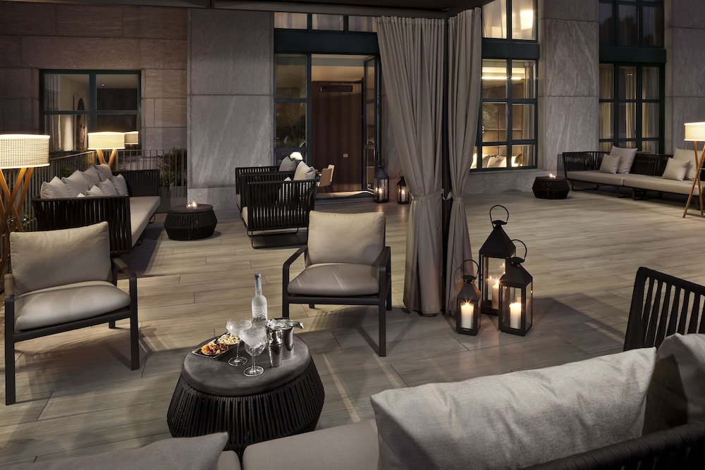 Beyond ME+ Suite con Terraza del hotel Me Milan - Il Duca. Foto 7