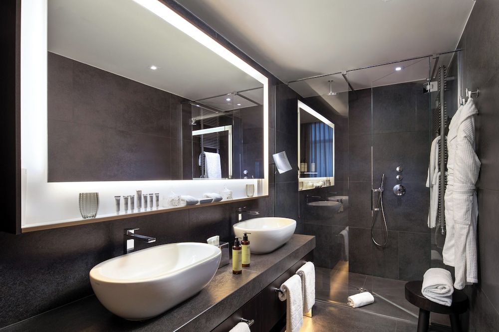 2 Bedrooms Beyond ME+ Suite con Terraza del hotel Me Milan - Il Duca. Foto 17