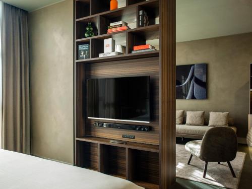 Junior suite 1 Cama king Vista ciudad Sofá Cama incluido del hotel Me Milan - Il Duca