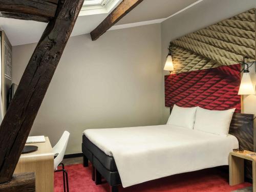 Habitación Doble Estándar del hotel Ibis Paris Avenue De La Republique. Foto 6