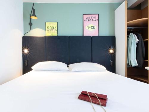 Habitación Doble Estándar del hotel Ibis Paris Bastille Faubourg Saint Antoine 11ème. Foto 5