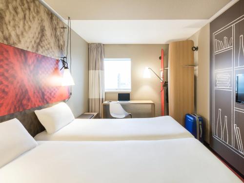 Habitación Doble Estándar del hotel Ibis Paris Bastille Faubourg Saint Antoine 11ème. Foto 4