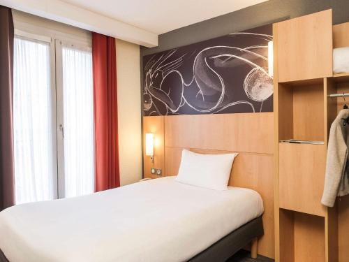 Habitación Individual Estándar del hotel Ibis Paris Vaugirard Porte De Versailles. Foto 3