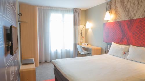 Habitación Doble Estándar del hotel Ibis Paris Gare De Lyon Ledru Rollin 12ème. Foto 8