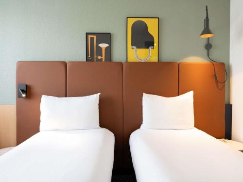Habitación Doble Estándar - 2 camas del hotel Ibis Paris Gare De Lyon Ledru Rollin 12ème. Foto 2