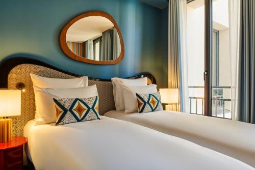 Habitación Doble Estándar - 2 camas del hotel Mercure Paris Butte Montmartre Basilique. Foto 5