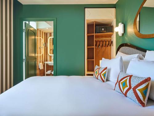 Habitación Estándar - 1 cama grande del hotel Mercure Paris Butte Montmartre Basilique. Foto 3