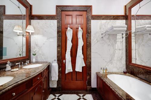Suite Belgravia del hotel The Lanesborough, Oetker Collection. Foto 1