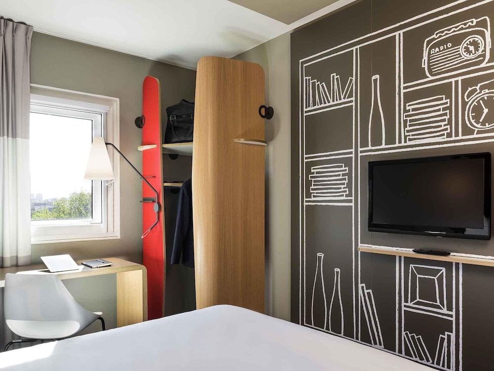 Habitación Standard con una cama doble del hotel Ibis Paris Saint-denis Stade Sud. Foto 5