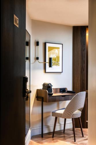 Habitación Individual del hotel Flanelles Paris. Foto 1