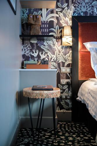 Suite Junior del hotel Juliana Paris. Foto 4