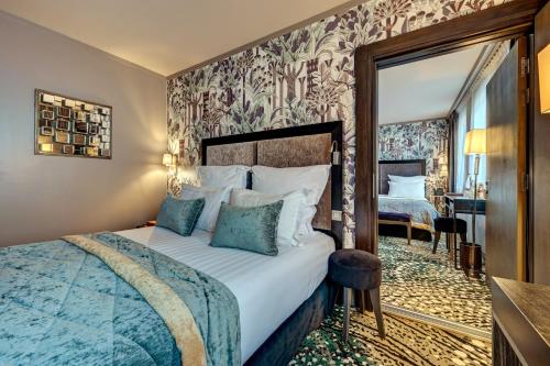Suite Familiar del hotel Juliana Paris. Foto 5