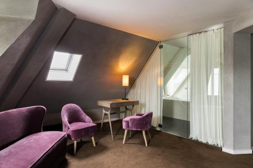 Suite Junior del hotel Le Pavillon Des Lettres. Foto 7