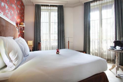 Habitación Doble Estándar del hotel Le Robinet d'Or