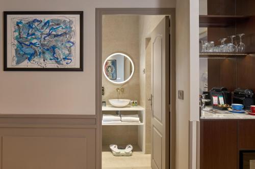 Suite Executive del hotel Le Robinet d'Or. Foto 3