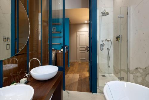 Suite Junior del hotel Le Robinet d'Or. Foto 1