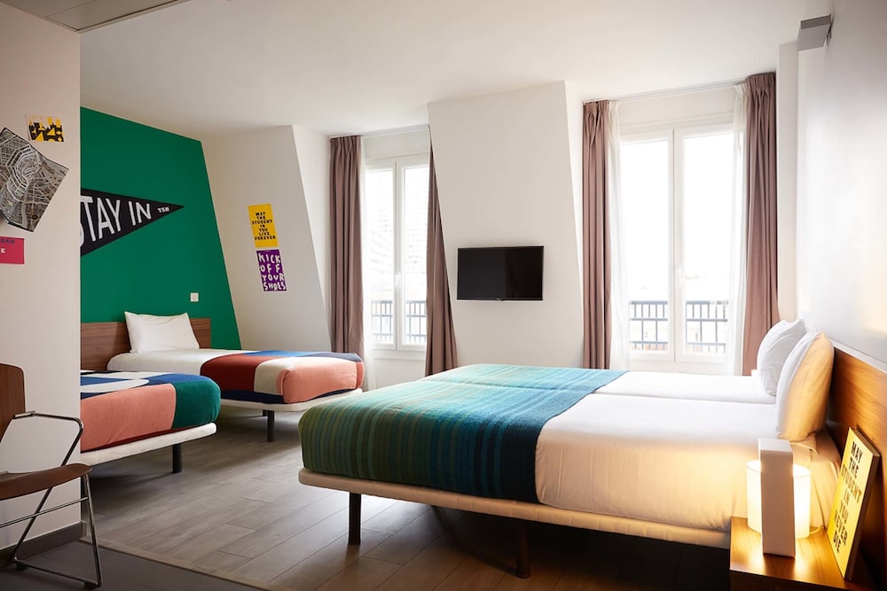 Habitación familiar del hotel The Social Hub Paris La Defense. Foto 3