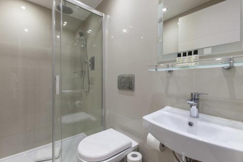 Habitación Doble - 2 camas del hotel Shepherds Bush London. Foto 9