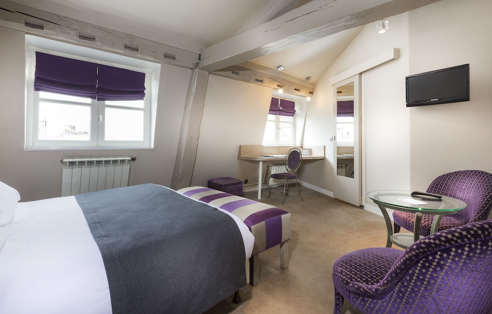 Suite junior (Eiffel Tower) del hotel Odéon By Malone. Foto 1