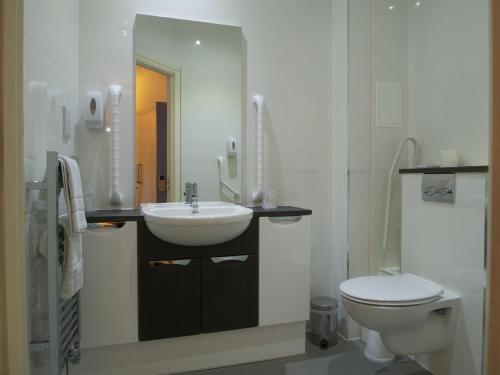 Habitación Doble Superior - 2 camas del hotel The Royal Foundation Of St Katharine