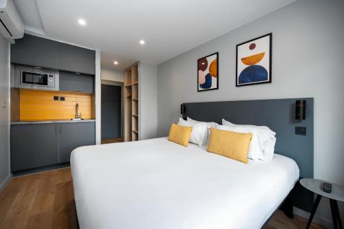 Estudio Accesible kitchenette del hotel Staycity s, Paris Gare De L'est. Foto 5