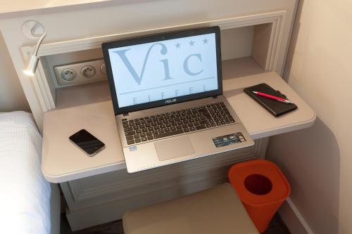 Habitación Doble Clásica del hotel Vic Eiffel. Foto 1