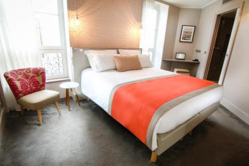 Habitación Doble Superior del hotel Vic Eiffel. Foto 4