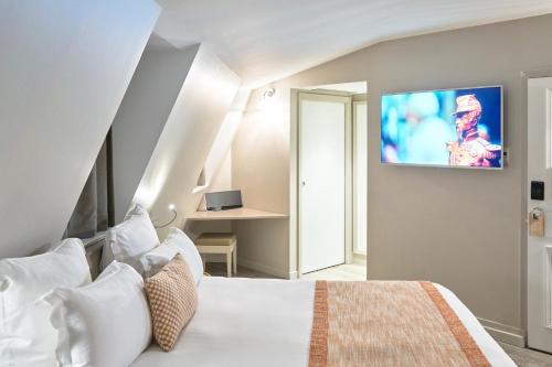 Suite Junior con terraza del hotel Vic Eiffel. Foto 5
