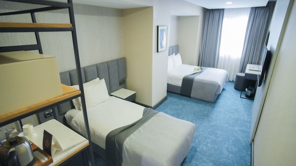 Habitación triple estándar del hotel Dosso Dossi Hotels Old City